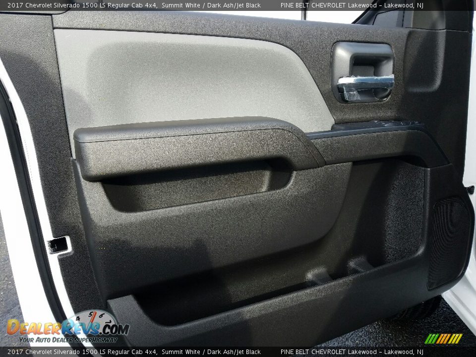 2017 Chevrolet Silverado 1500 LS Regular Cab 4x4 Summit White / Dark Ash/Jet Black Photo #7