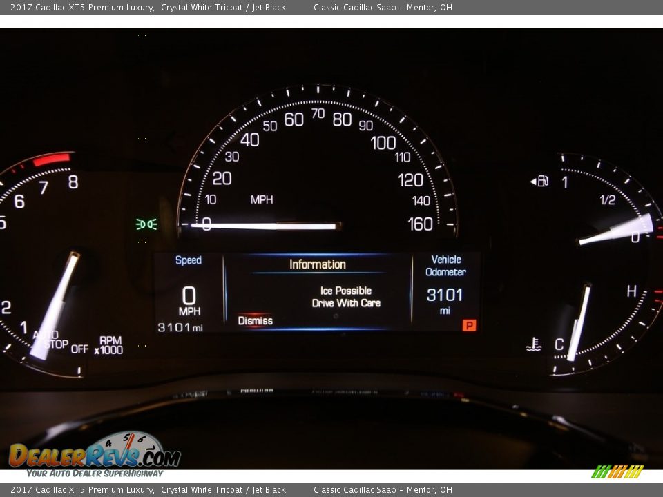 2017 Cadillac XT5 Premium Luxury Crystal White Tricoat / Jet Black Photo #8