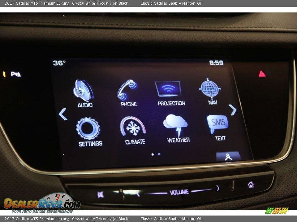 2017 Cadillac XT5 Premium Luxury Crystal White Tricoat / Jet Black Photo #11