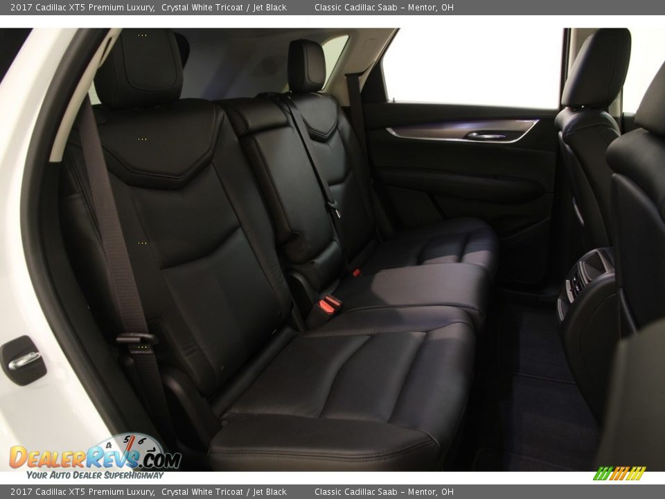 2017 Cadillac XT5 Premium Luxury Crystal White Tricoat / Jet Black Photo #16