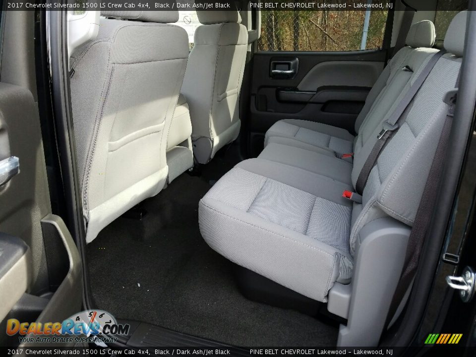 2017 Chevrolet Silverado 1500 LS Crew Cab 4x4 Black / Dark Ash/Jet Black Photo #8