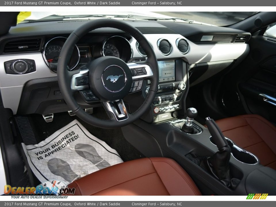 Dashboard of 2017 Ford Mustang GT Premium Coupe Photo #7