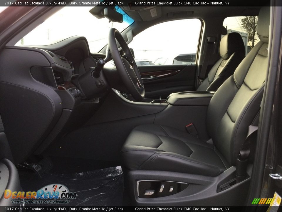 Front Seat of 2017 Cadillac Escalade Luxury 4WD Photo #9