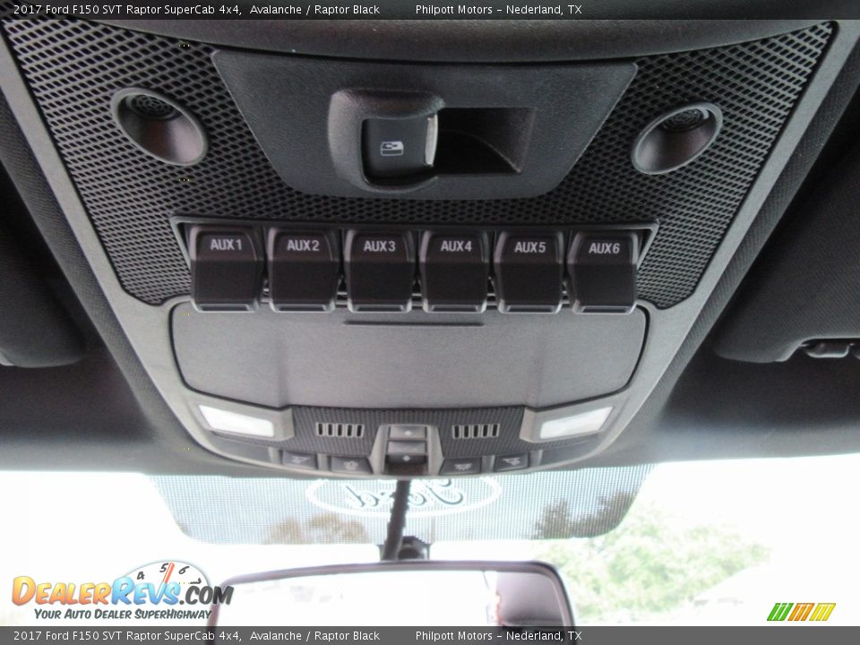 Controls of 2017 Ford F150 SVT Raptor SuperCab 4x4 Photo #27