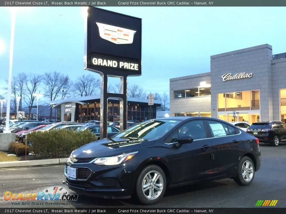 2017 Chevrolet Cruze LT Mosaic Black Metallic / Jet Black Photo #1