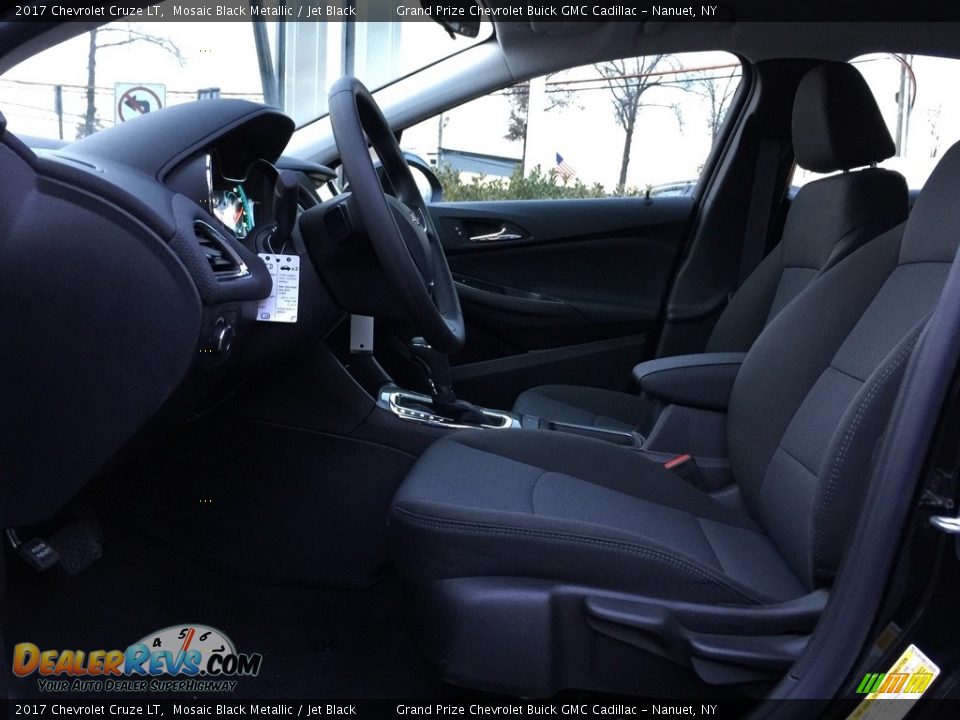 2017 Chevrolet Cruze LT Mosaic Black Metallic / Jet Black Photo #9