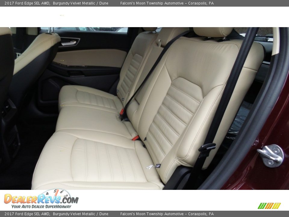 Rear Seat of 2017 Ford Edge SEL AWD Photo #8