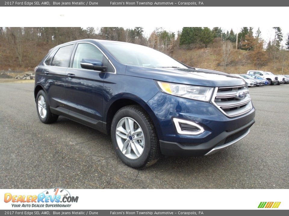 Front 3/4 View of 2017 Ford Edge SEL AWD Photo #3