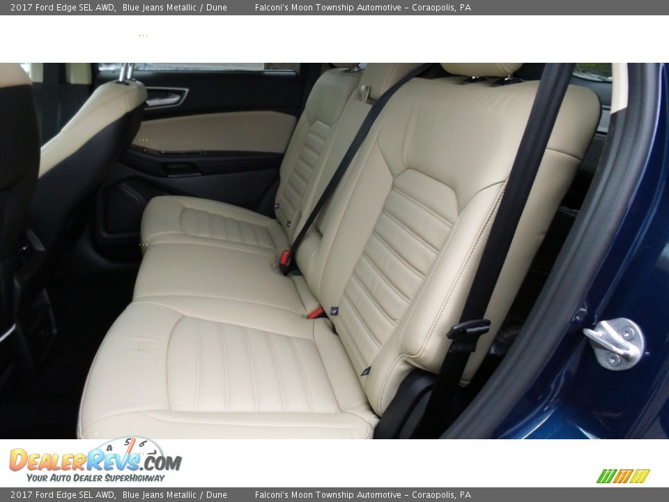 Rear Seat of 2017 Ford Edge SEL AWD Photo #6