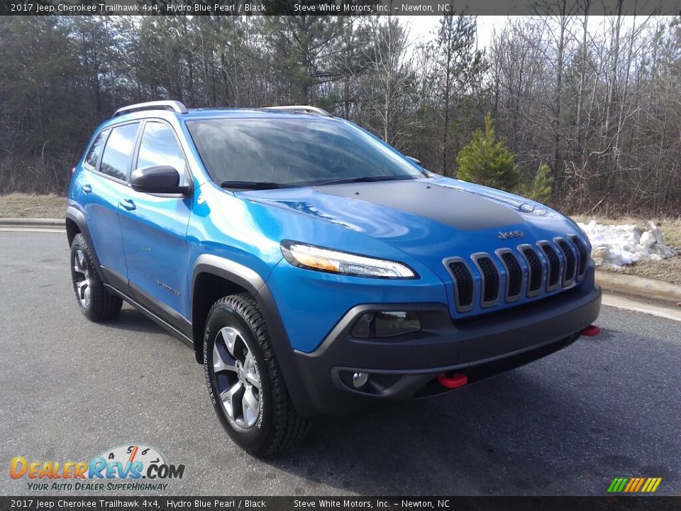 2017 Jeep Cherokee Trailhawk 4x4 Hydro Blue Pearl / Black Photo #4