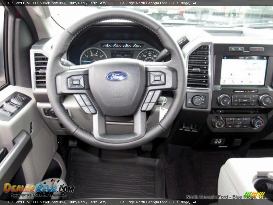 2017 Ford F150 XLT SuperCrew 4x4 Ruby Red / Earth Gray Photo #16