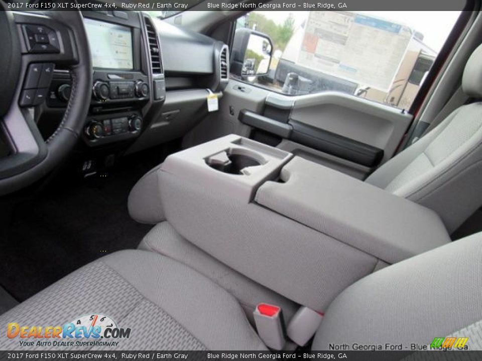 2017 Ford F150 XLT SuperCrew 4x4 Ruby Red / Earth Gray Photo #29