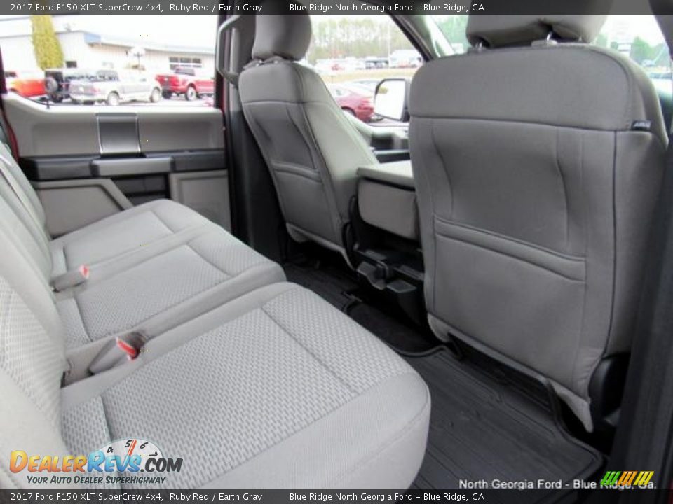 2017 Ford F150 XLT SuperCrew 4x4 Ruby Red / Earth Gray Photo #35