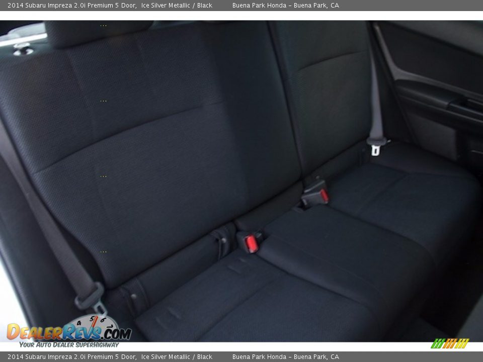 2014 Subaru Impreza 2.0i Premium 5 Door Ice Silver Metallic / Black Photo #16