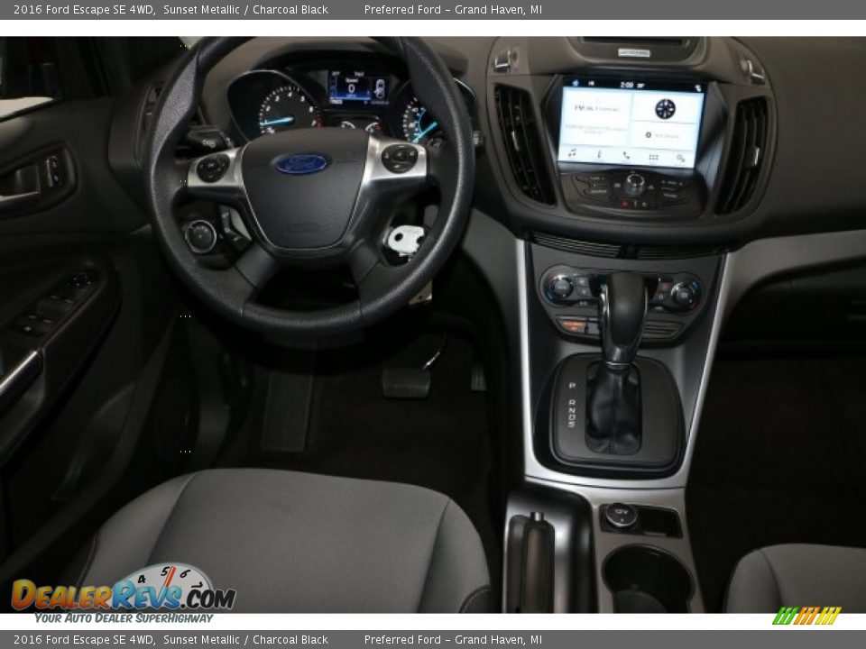 2016 Ford Escape SE 4WD Sunset Metallic / Charcoal Black Photo #2