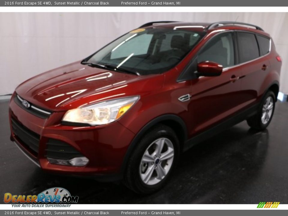 2016 Ford Escape SE 4WD Sunset Metallic / Charcoal Black Photo #24