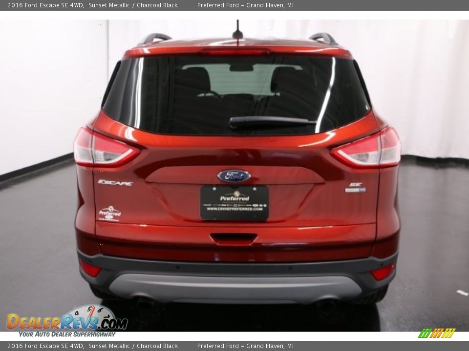 2016 Ford Escape SE 4WD Sunset Metallic / Charcoal Black Photo #26