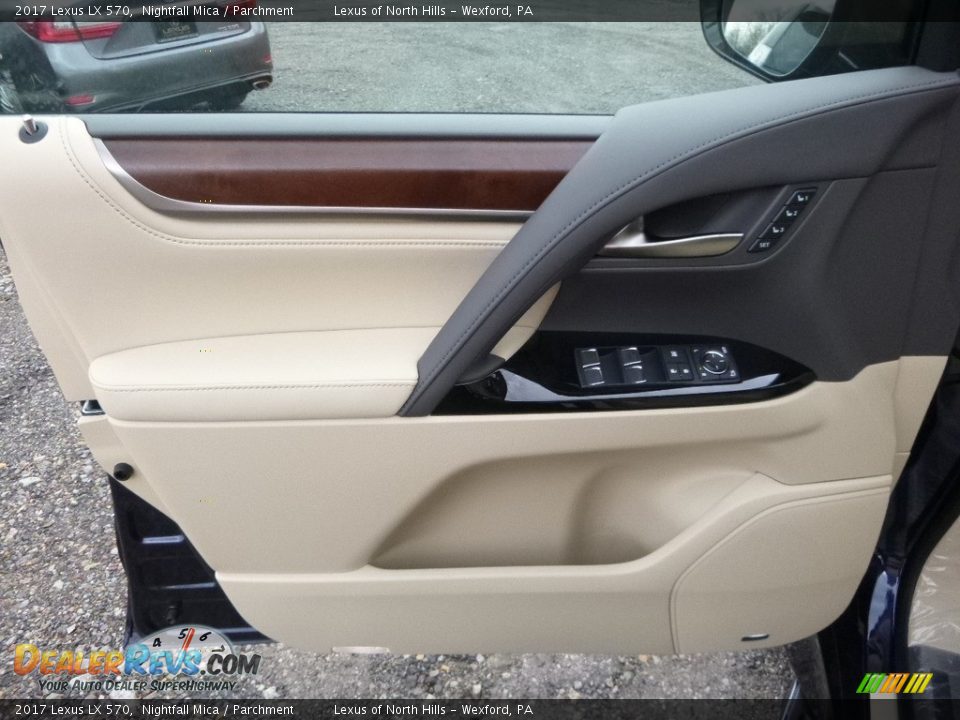 Door Panel of 2017 Lexus LX 570 Photo #10