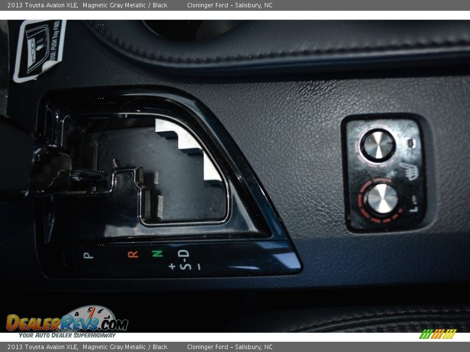 2013 Toyota Avalon XLE Magnetic Gray Metallic / Black Photo #19