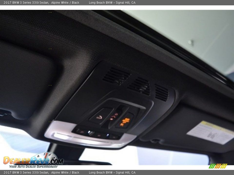 2017 BMW 3 Series 330i Sedan Alpine White / Black Photo #13