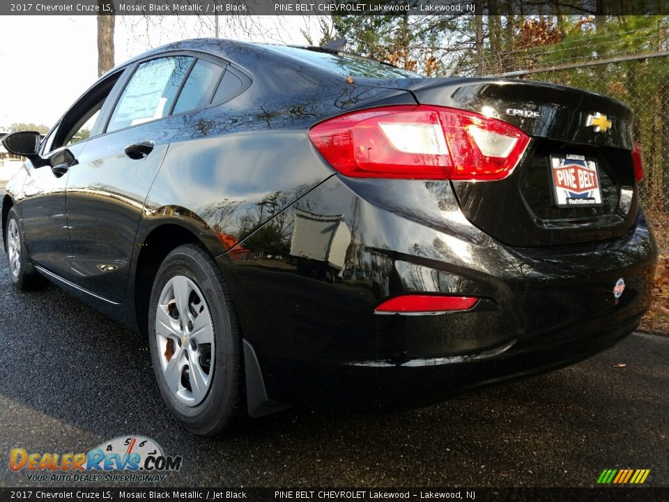 2017 Chevrolet Cruze LS Mosaic Black Metallic / Jet Black Photo #4
