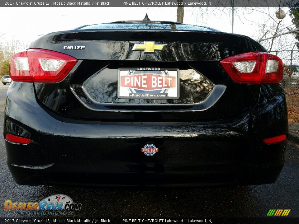 2017 Chevrolet Cruze LS Mosaic Black Metallic / Jet Black Photo #5