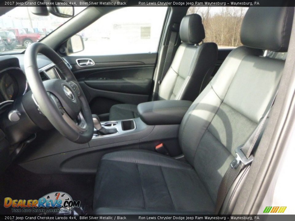 2017 Jeep Grand Cherokee Laredo 4x4 Billet Silver Metallic / Black Photo #15