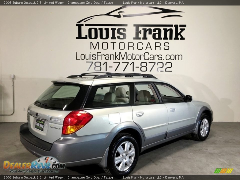 2005 Subaru Outback 2.5i Limited Wagon Champagne Gold Opal / Taupe Photo #17