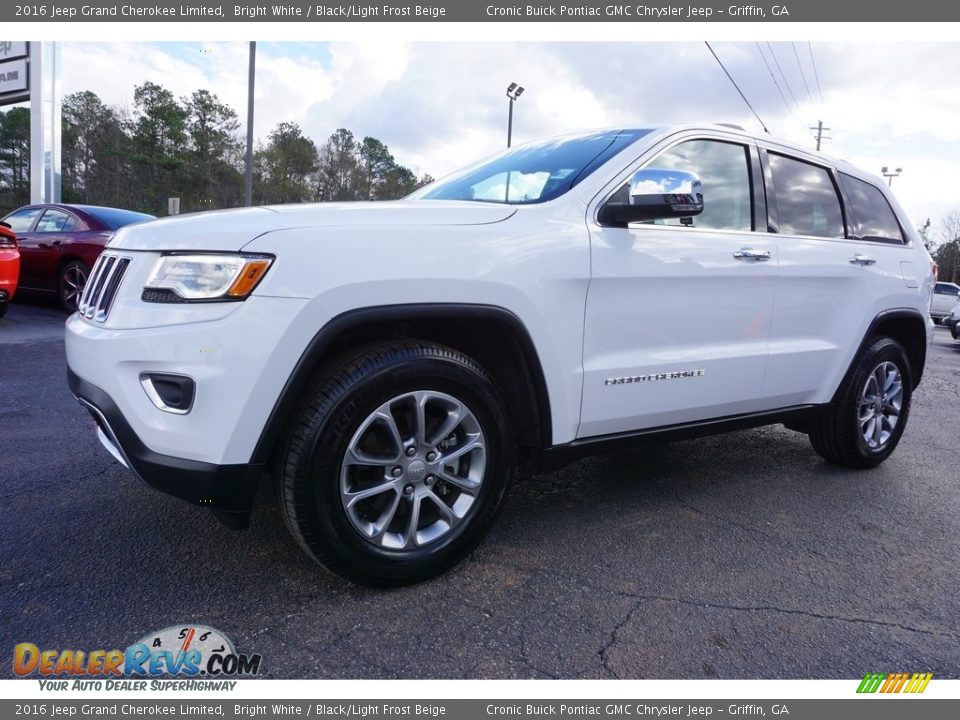 2016 Jeep Grand Cherokee Limited Bright White / Black/Light Frost Beige Photo #3