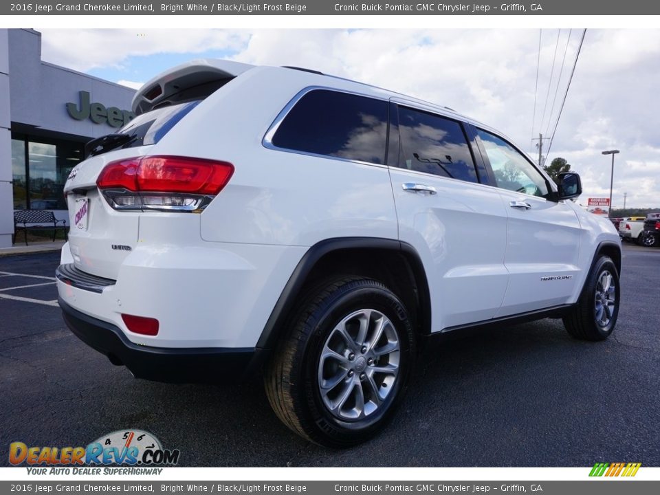 2016 Jeep Grand Cherokee Limited Bright White / Black/Light Frost Beige Photo #7