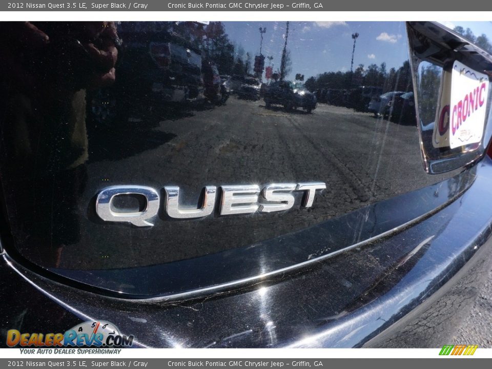 2012 Nissan Quest 3.5 LE Super Black / Gray Photo #17