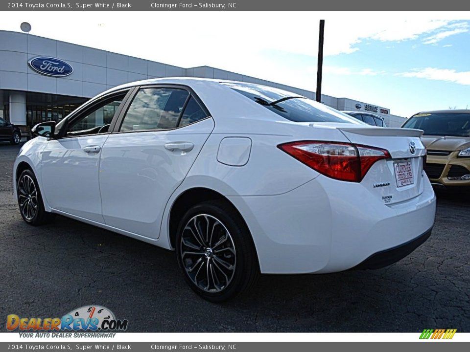 2014 Toyota Corolla S Super White / Black Photo #25