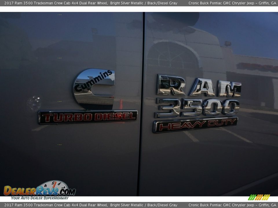 2017 Ram 3500 Tradesman Crew Cab 4x4 Dual Rear Wheel Bright Silver Metallic / Black/Diesel Gray Photo #13