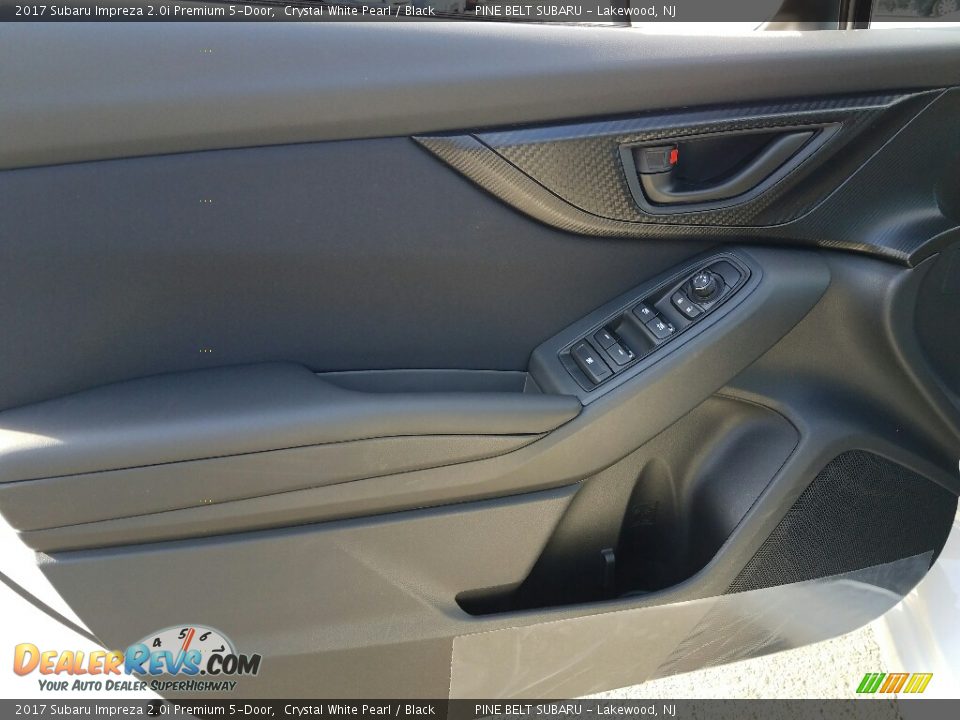 2017 Subaru Impreza 2.0i Premium 5-Door Crystal White Pearl / Black Photo #8