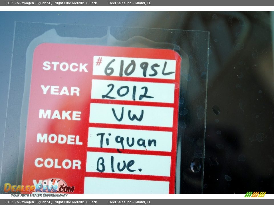 2012 Volkswagen Tiguan SE Night Blue Metallic / Black Photo #20