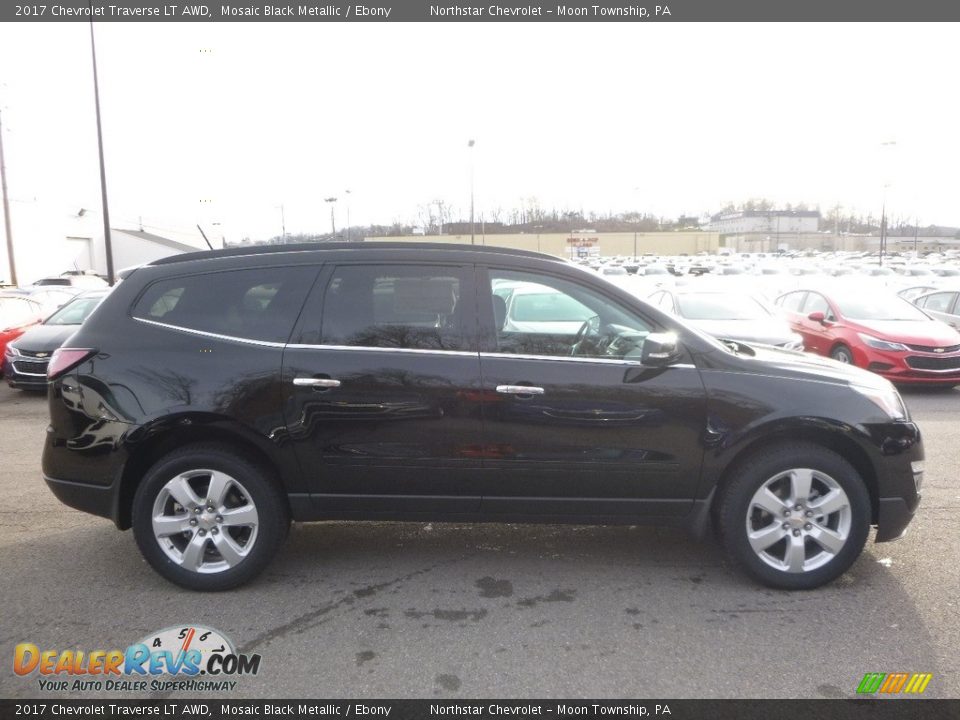 2017 Chevrolet Traverse LT AWD Mosaic Black Metallic / Ebony Photo #4