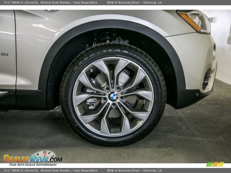 2017 BMW X3 sDrive28i Mineral Silver Metallic / Sand Beige/Black Photo #9