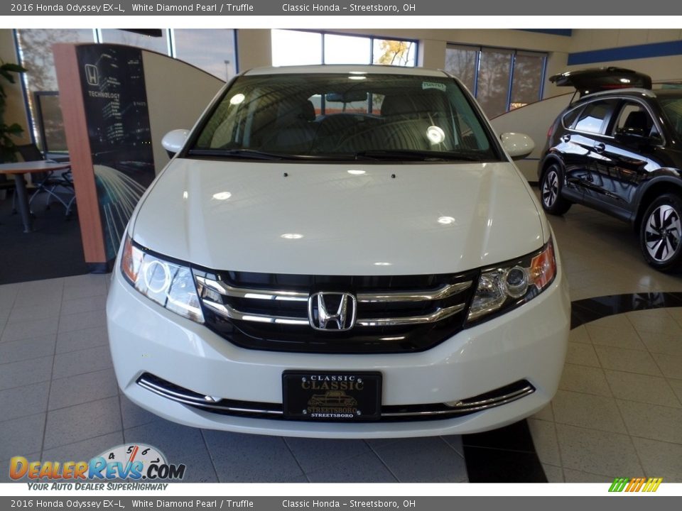 2016 Honda Odyssey EX-L White Diamond Pearl / Truffle Photo #3