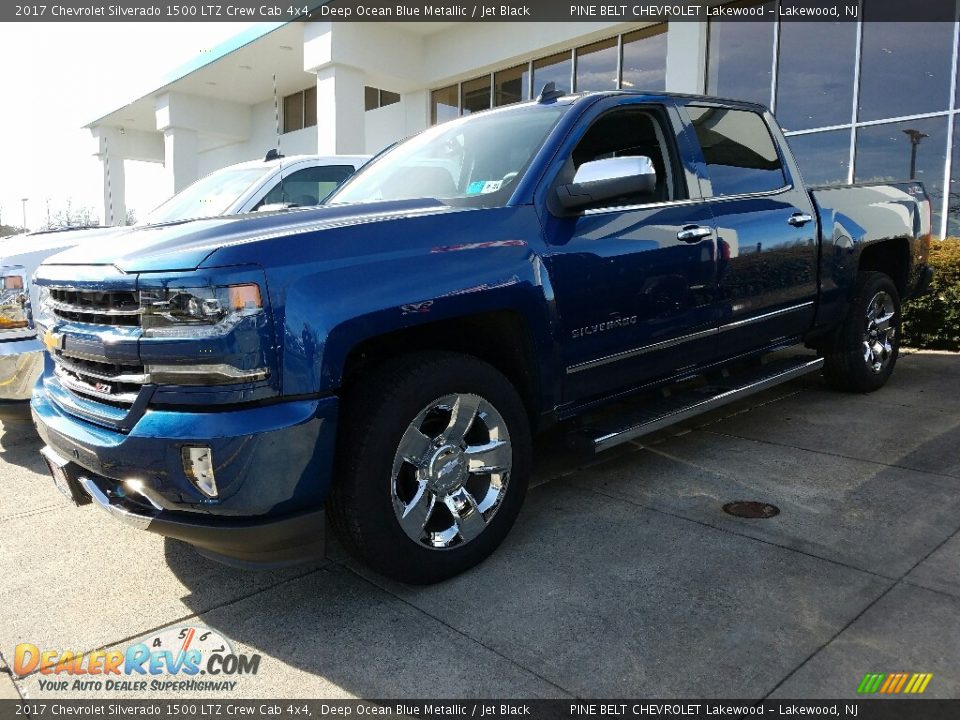 2017 Chevrolet Silverado 1500 LTZ Crew Cab 4x4 Deep Ocean Blue Metallic / Jet Black Photo #5