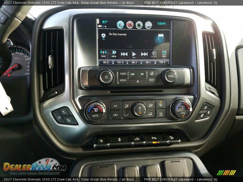 2017 Chevrolet Silverado 1500 LTZ Crew Cab 4x4 Deep Ocean Blue Metallic / Jet Black Photo #10