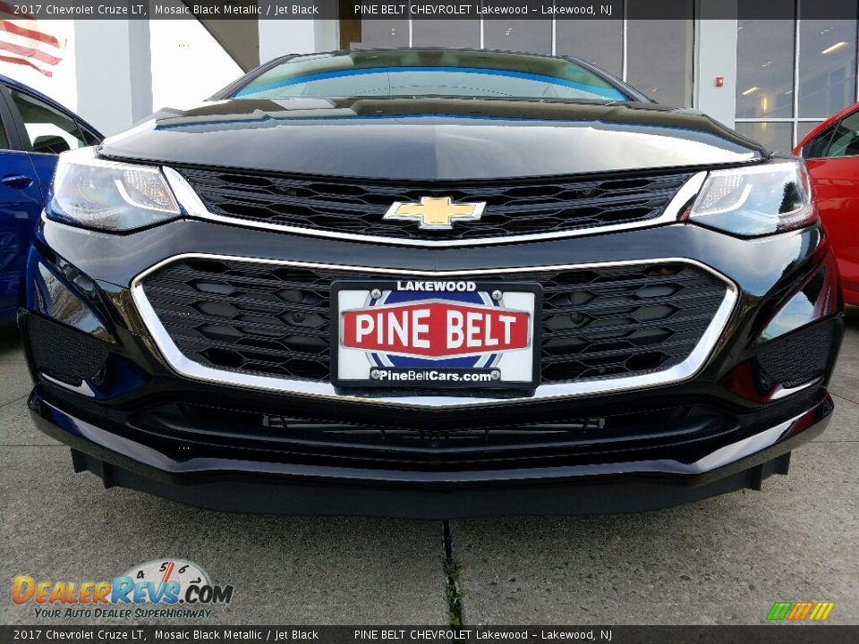 2017 Chevrolet Cruze LT Mosaic Black Metallic / Jet Black Photo #2