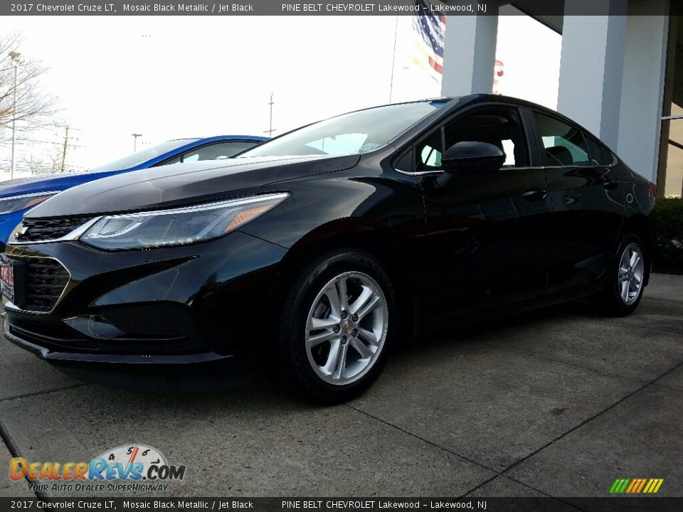 2017 Chevrolet Cruze LT Mosaic Black Metallic / Jet Black Photo #3