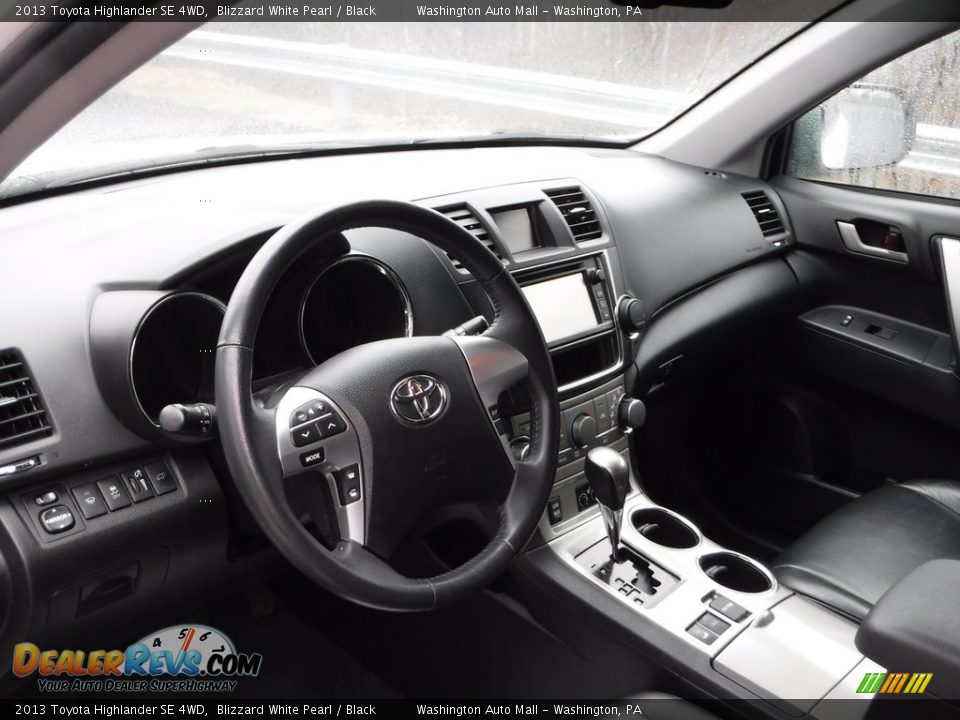 2013 Toyota Highlander SE 4WD Blizzard White Pearl / Black Photo #13