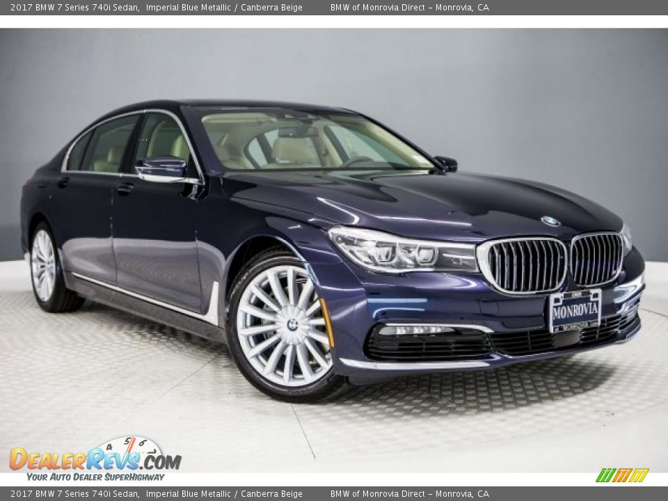 Front 3/4 View of 2017 BMW 7 Series 740i Sedan Photo #12