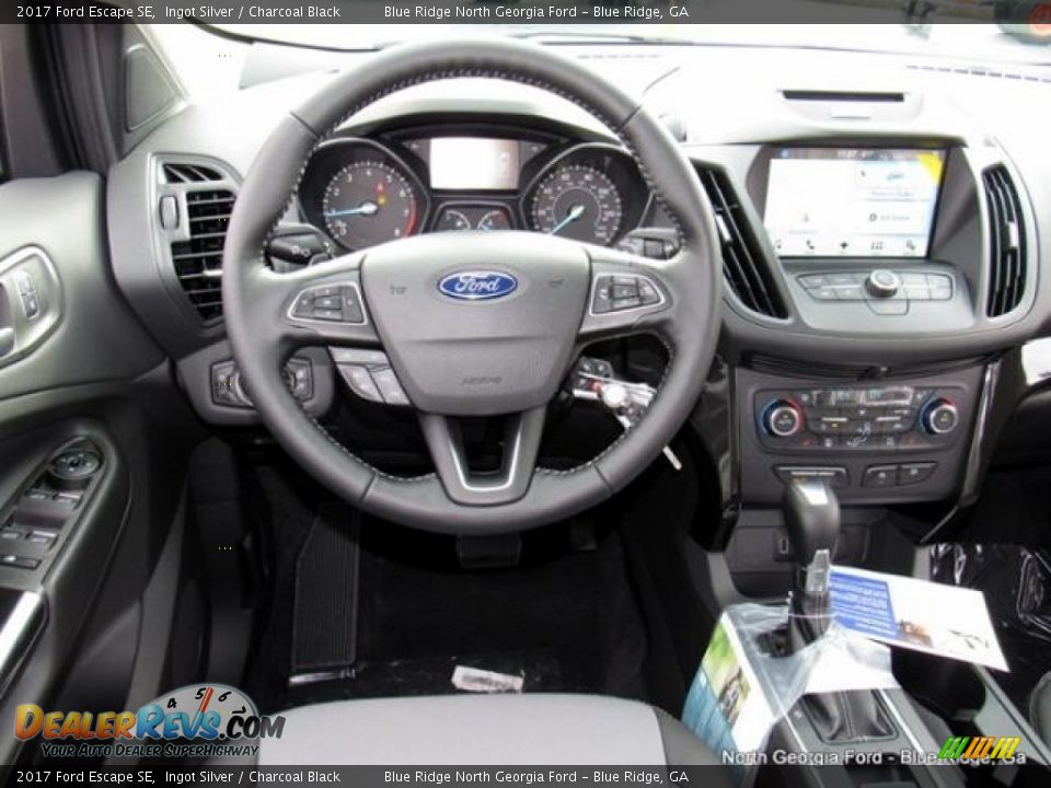 2017 Ford Escape SE Ingot Silver / Charcoal Black Photo #16