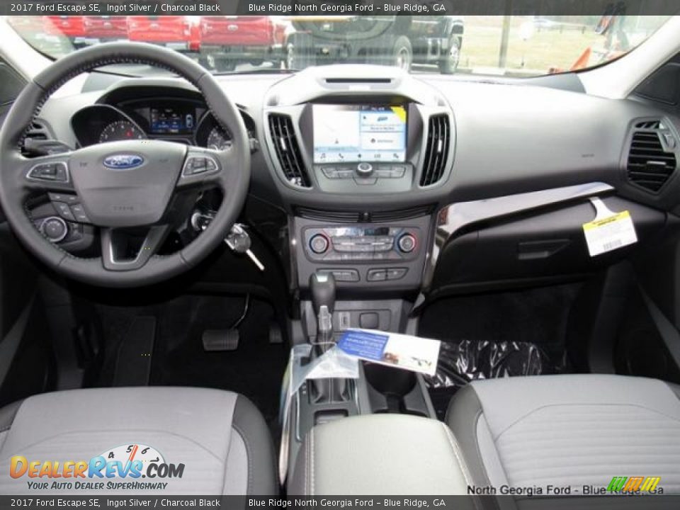 2017 Ford Escape SE Ingot Silver / Charcoal Black Photo #17