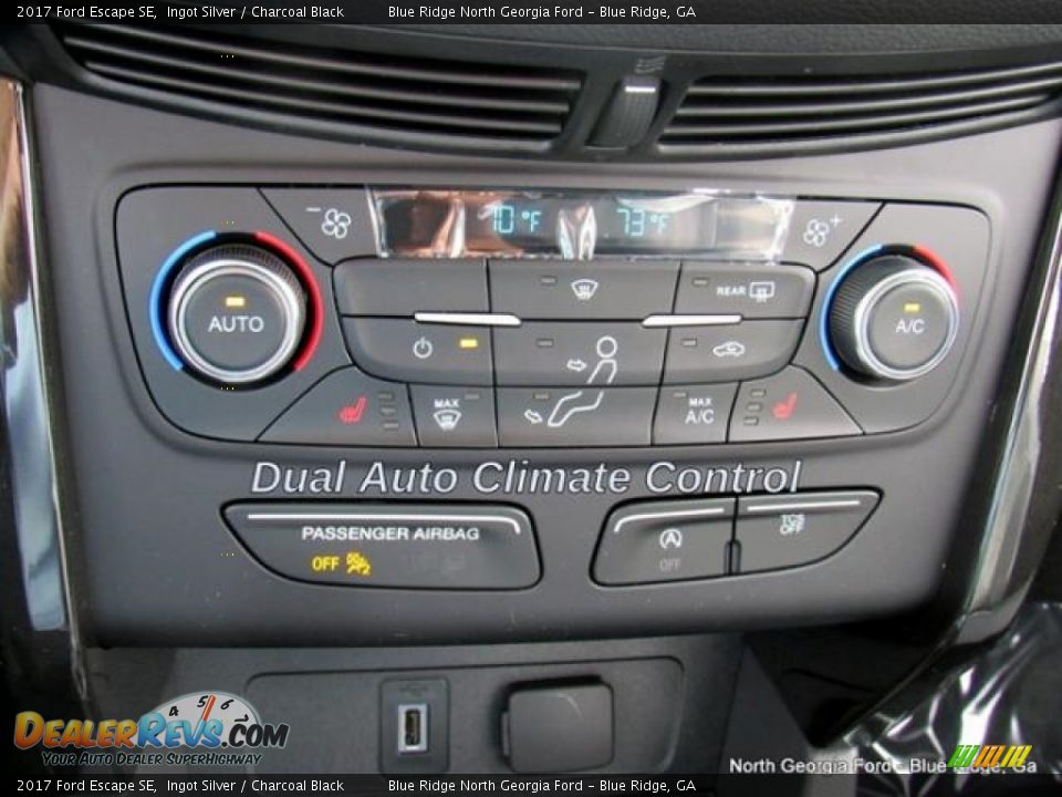 2017 Ford Escape SE Ingot Silver / Charcoal Black Photo #23