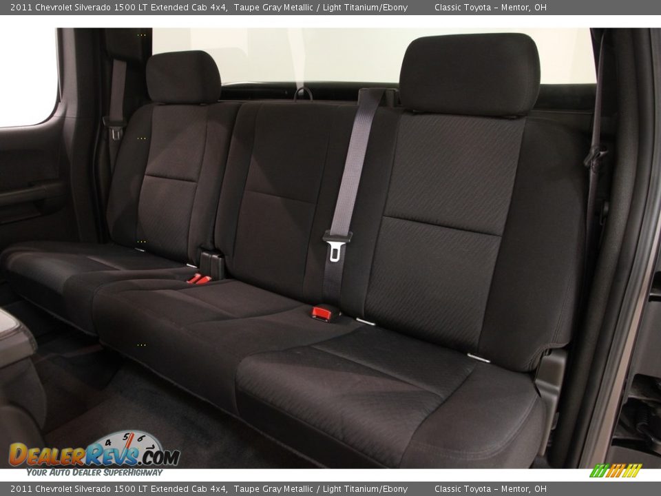 2011 Chevrolet Silverado 1500 LT Extended Cab 4x4 Taupe Gray Metallic / Light Titanium/Ebony Photo #13