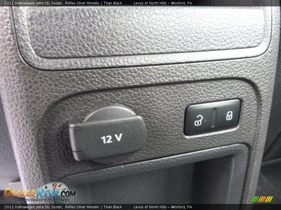 2011 Volkswagen Jetta SEL Sedan Reflex Silver Metallic / Titan Black Photo #8