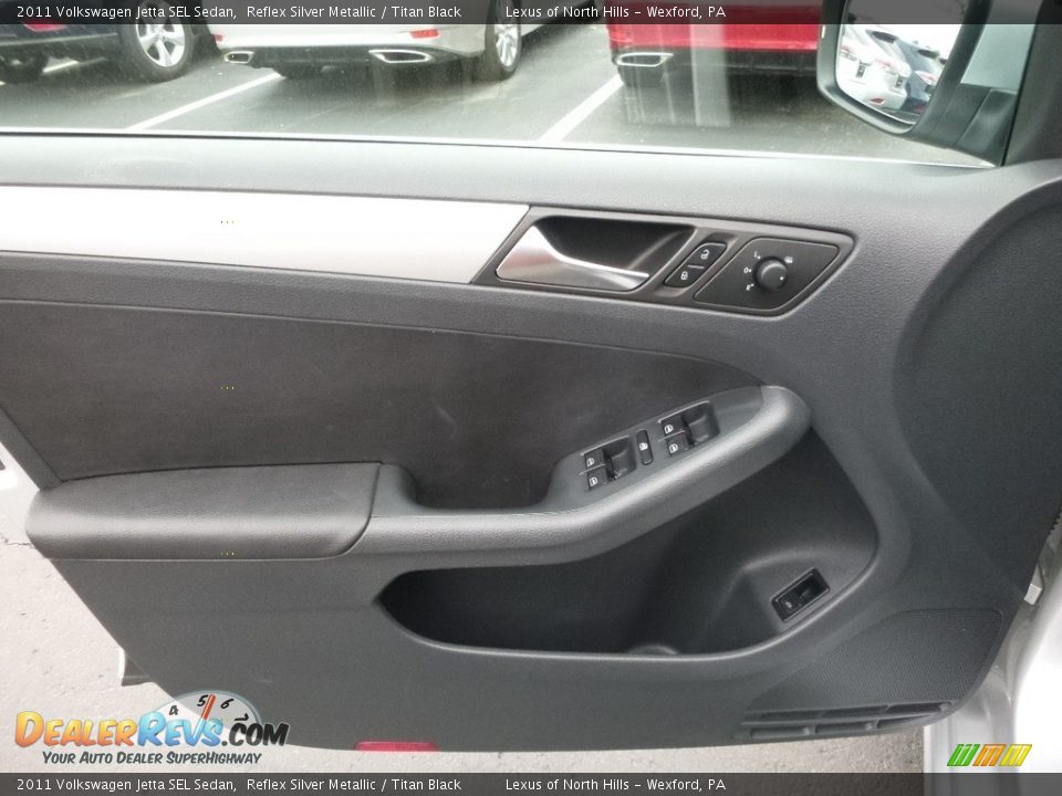 2011 Volkswagen Jetta SEL Sedan Reflex Silver Metallic / Titan Black Photo #10